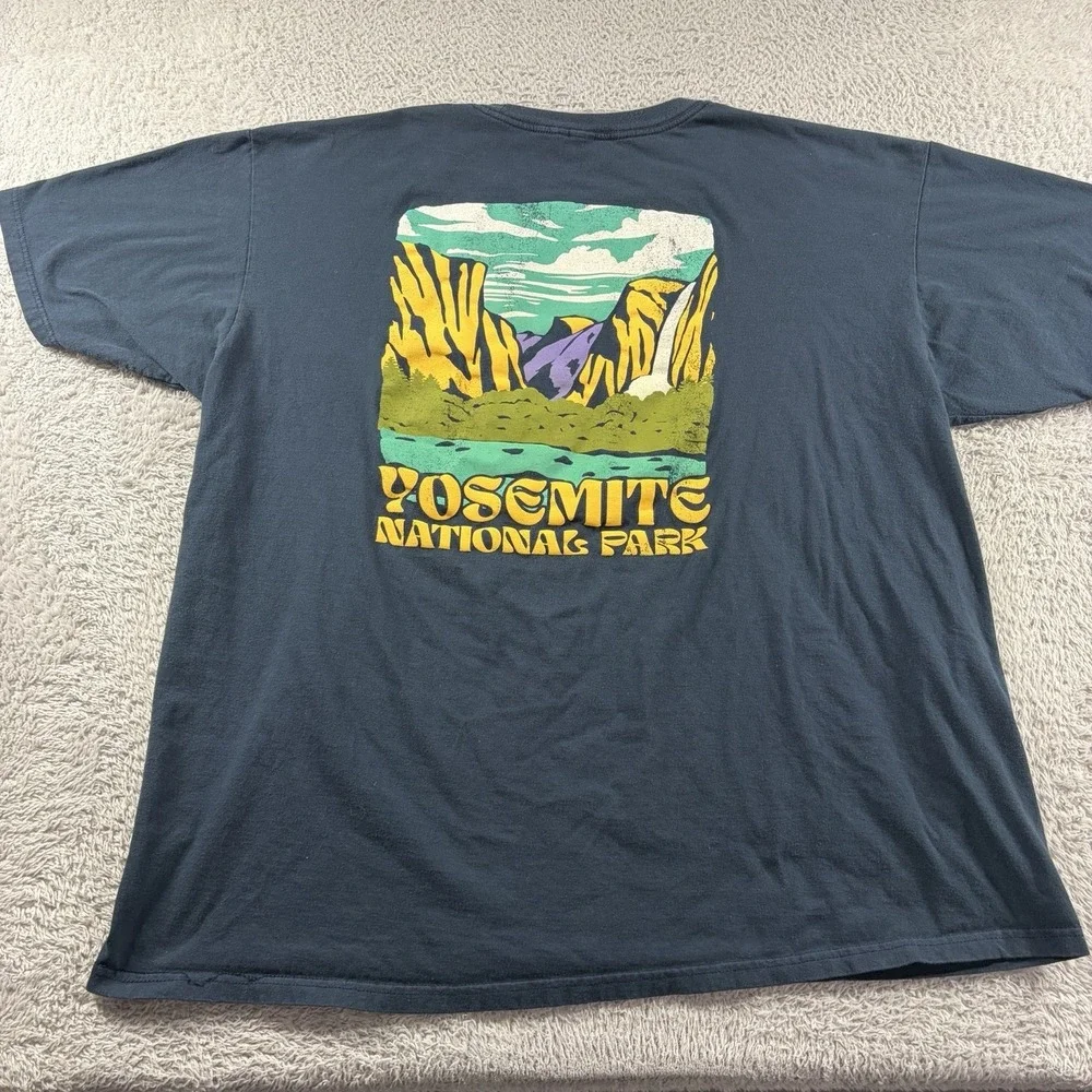 Columbia T Shirt Bundle Lot of 2 Mens 2x XXL Green Black Back Graphic Outdoors - Picture 3 of 13